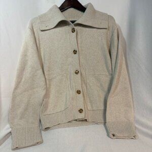 Banana Republic Women’s Sweater Medium Neutral Cozy Knit Classic